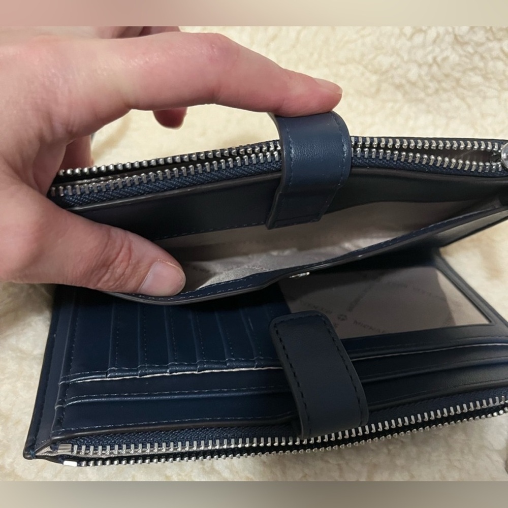MIchael Kors Blue Wallet/ Wristlet - Picture 6 of 8